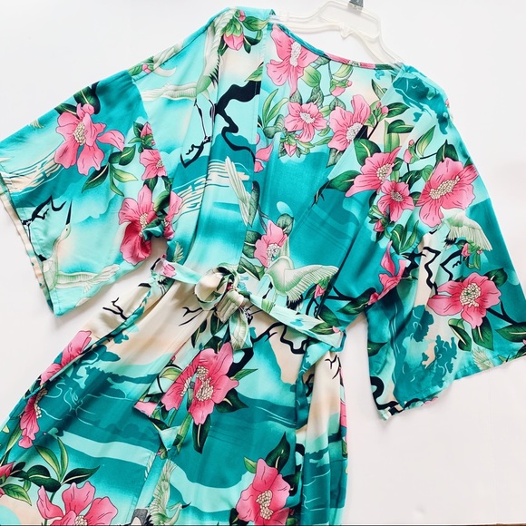 SALE Boutique Boho Crane Front Kimono - Picture 7 of 8